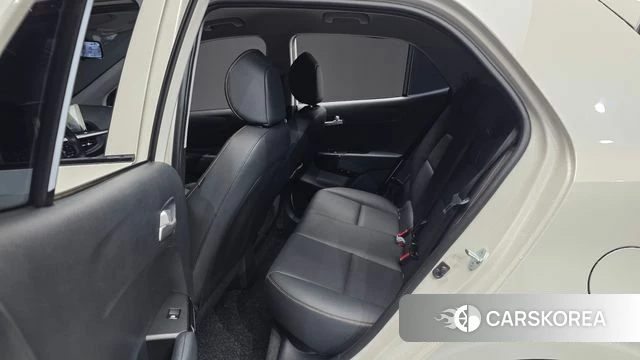 Kia Morning Urban (JA) 2022 Жемчужный цвет из Кореи, фото 3