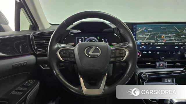 Lexus NX450h + 2nd generation 2023 Черный из Кореи, фото 3
