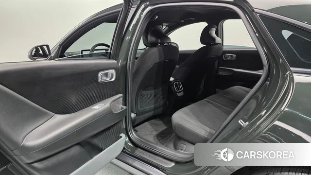 Hyundai Ionic 6 2023 Темно-зеленый из Кореи, фото 3