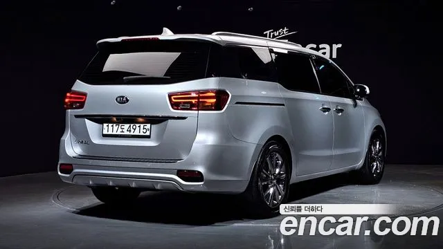Kia The New Carnival 2019 Серебристо-серый из Кореи, фото 3