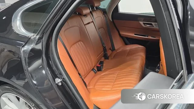 Jaguar XF (X260) 2019 Черный из Кореи, фото 3