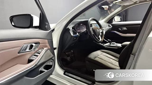 BMW 3 Series (G20) 2021 Белый из Кореи, фото 3