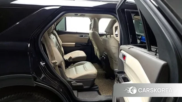 Ford Explorer 6th Generation 2022 Черный из Кореи, фото 3