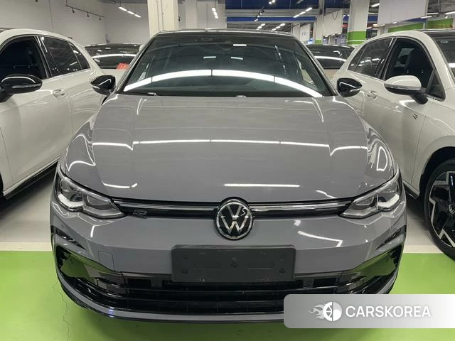Volkswagen Golf 2021 Темно-серый из Китая, фото 3