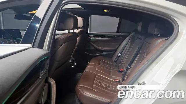 BMW 5 Series (G30) 2021 Белый из Кореи, фото 3