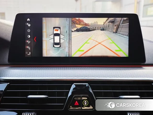 BMW 5 Series (G30) 2018 Белый из Кореи, фото 3