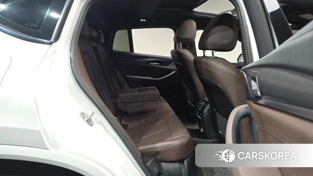 BMW X4 (G02) 2024 Белый из Кореи, фото 3