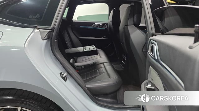 BMW i4 2022 Серый из Кореи, фото 3