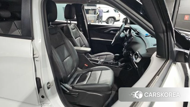 Chevrolet (GM Daewoo) Trailblazer 2022 Белый из Кореи, фото 3