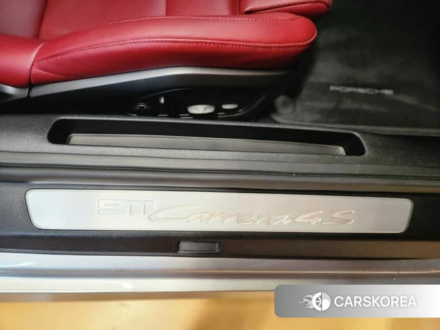 Porsche 911(992) 2020 Серебристо-серый из Кореи, фото 3