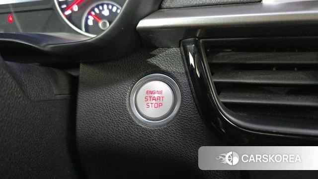 Kia The New K5 2nd generation 2018 Черный из Кореи, фото 3