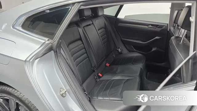 Volkswagen Arteon 2019 Серебряный из Кореи, фото 3