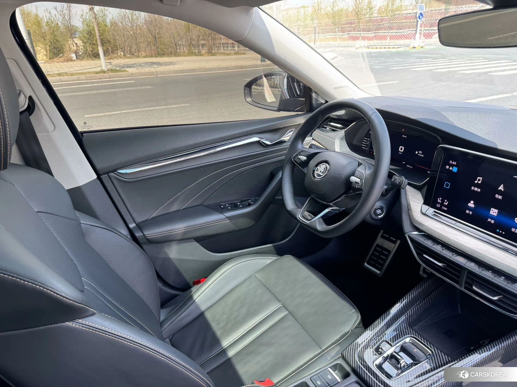 Skoda Octavia 2021 Синий из Китая, фото 3