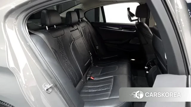 BMW 5 Series (G30) 2020 Серый из Кореи, фото 3