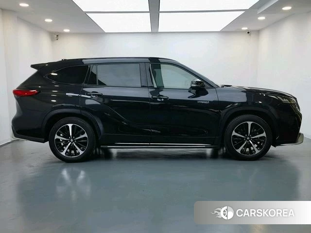 Toyota Crown Lufang 2022 Черный из Китая, фото 3