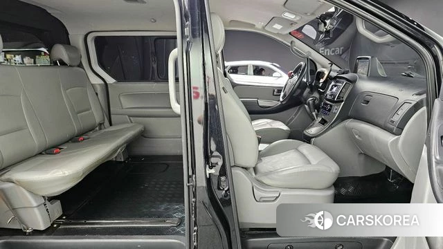 Hyundai The New Grand Starex 2019 Черный из Кореи, фото 3