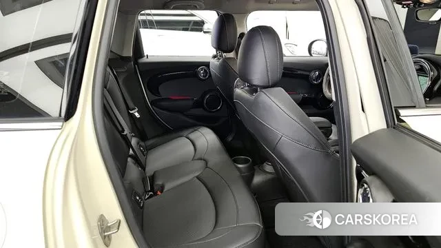 Mini Cooper S 2019 Жемчужный цвет из Кореи, фото 3