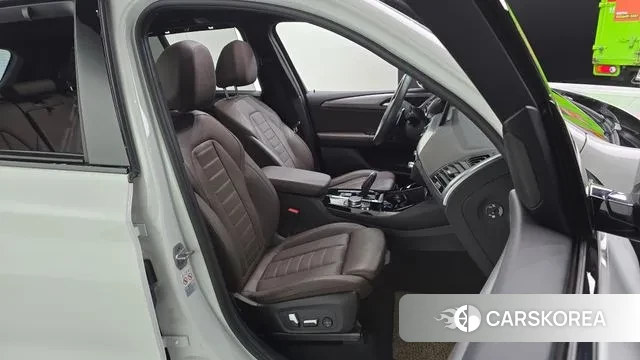 BMW X3 (G01) 2021 Белый из Кореи, фото 3