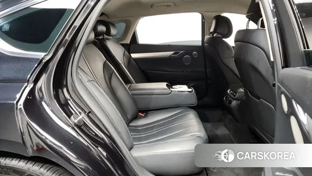 Genesis Electrified G80 (RG3) 2022 Черный из Кореи, фото 3