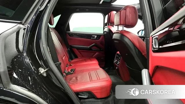 Porsche Cayenne (PO536) 2019 Черный из Кореи, фото 3