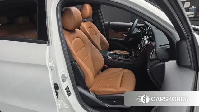 Mercedes-Benz GLC-Class X253 2020 Белый из Кореи, фото 3