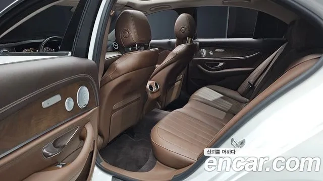 Mercedes-Benz E-Class W213 2020 Белый из Кореи, фото 3