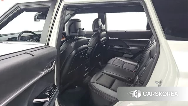 Ssangyong Torres EVX 2024 Белый из Кореи, фото 3