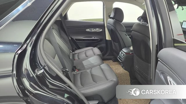 Genesis GV70 2021 Черный из Кореи, фото 3