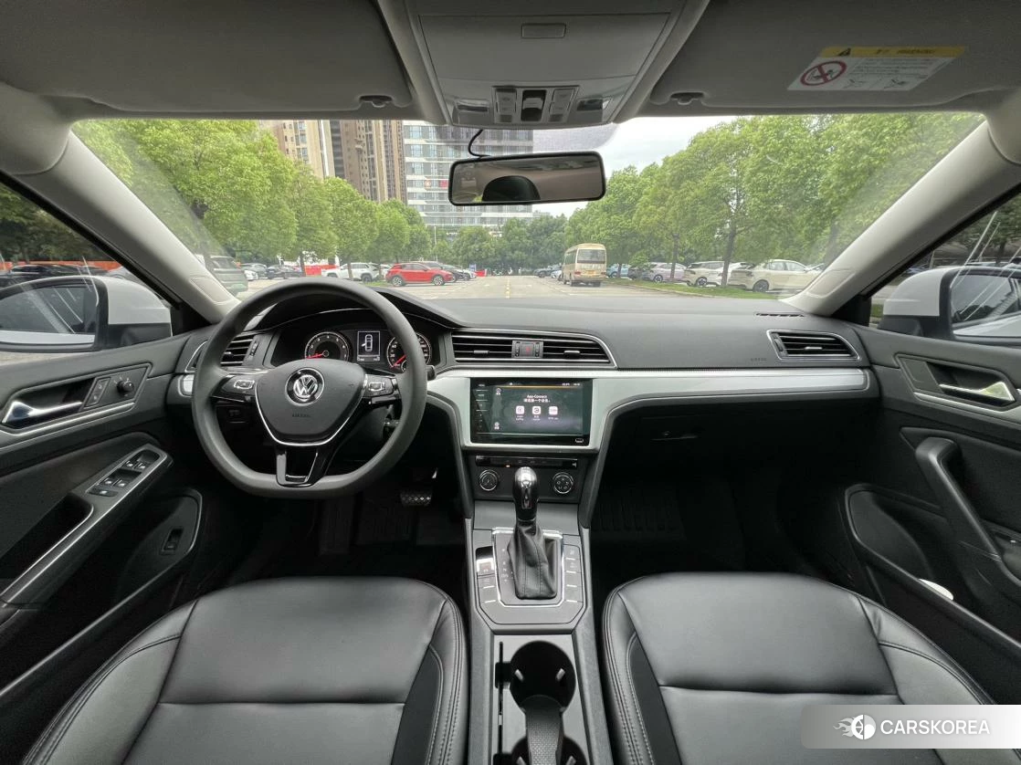 Volkswagen Lingdu 2020 Белый из Китая, фото 3