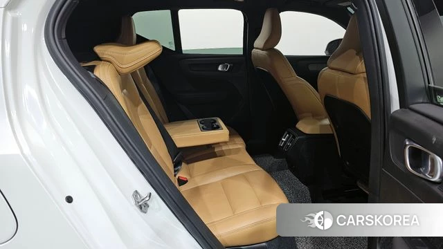 Volvo XC40 2019 Белый из Кореи, фото 3