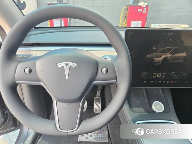 Tesla Model Y 2025 Серый из Кореи, фото 3