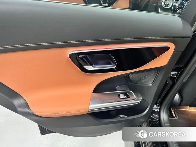 Mercedes-Benz C-Class W206 id 4229908 из Кореи 3