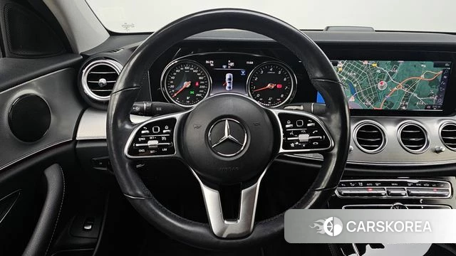 Mercedes-Benz E-Class W213 2019 Белый из Кореи, фото 3