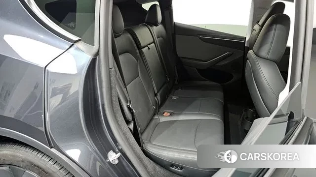 Tesla Model Y 2025 Серый из Кореи, фото 3