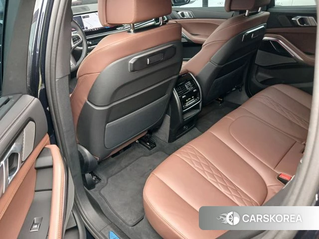 BMW X6 (G06) 2025 Черный из Кореи, фото 3