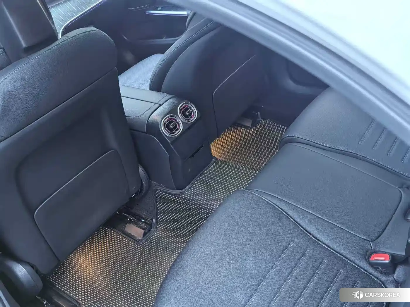 Mercedes-Benz C-class 2023 Белый из Китая, фото 3