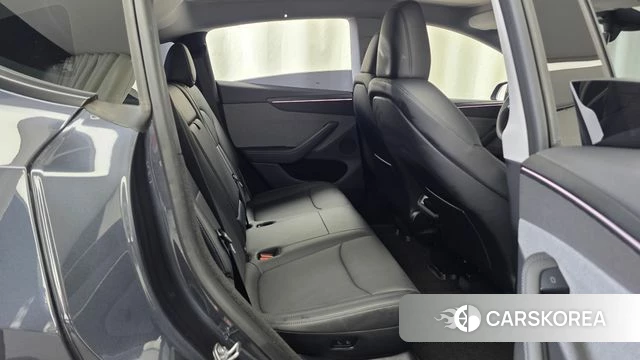 Tesla Model Y 2025 Серый из Кореи, фото 3