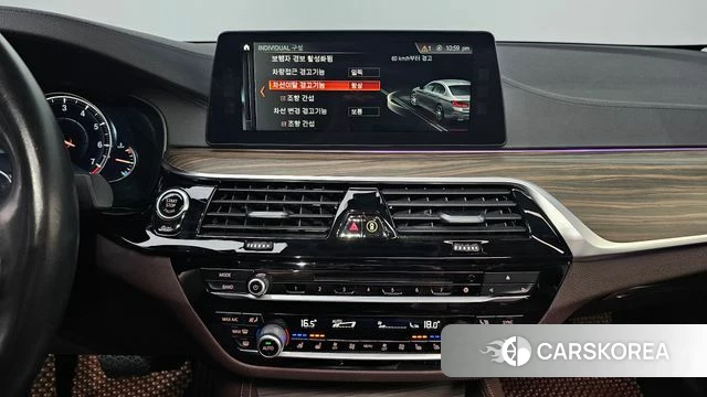 BMW 5 Series (G30) 2018 Черный из Кореи, фото 3