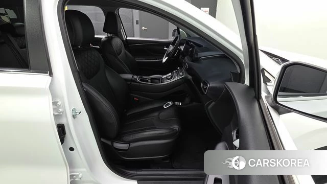 Hyundai The New Santa Fe 2023 Белый из Кореи, фото 3
