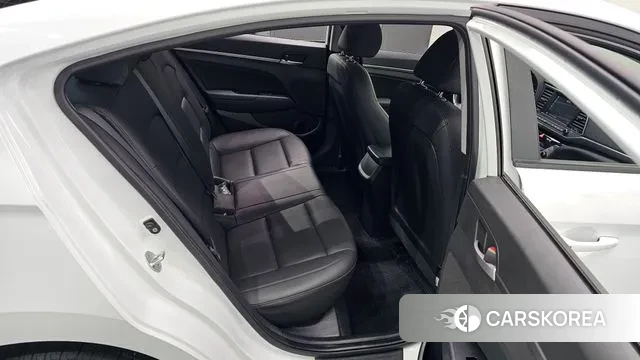 Hyundai Avante AD 2018 Белый из Кореи, фото 3