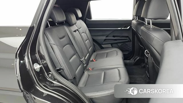 Ssangyong Torres 2022 Черный из Кореи, фото 3