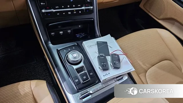 Kia Carnival 4th generation 2021 Черный из Кореи, фото 3