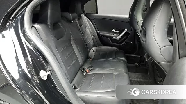 Mercedes-Benz A-Class W177 2019 Черный из Кореи, фото 3