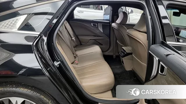 Kia K8 2022 Черный из Кореи, фото 3