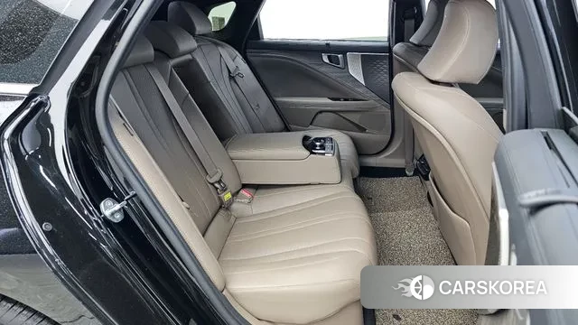 Kia K8 Hybrid 2022 Черный из Кореи, фото 3