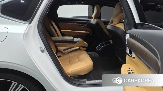 Volvo S90 2023 Белый из Кореи, фото 3