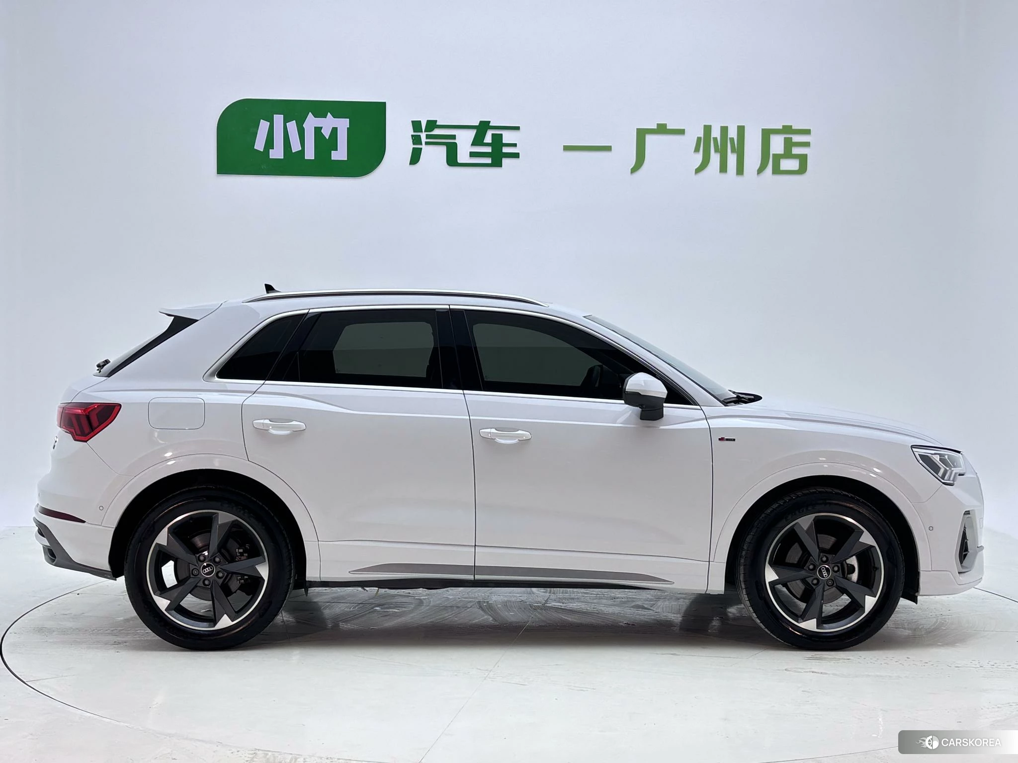 Audi Q3 2021 Белый из Китая, фото 3