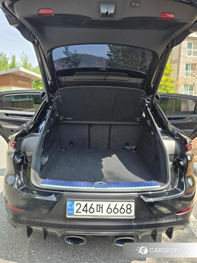 Porsche Cayenne (PO536) 2024 Черный из Кореи, фото 3