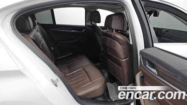 BMW 5 Series (G30) id 2470917 из Кореи 3