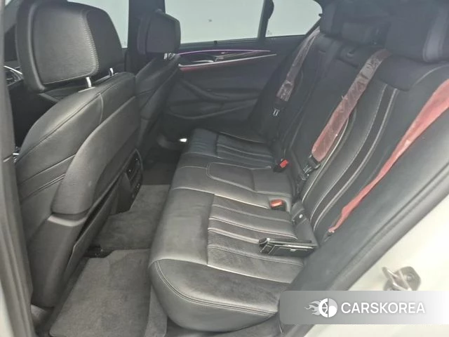 BMW 5 Series (G30) 2022 Белый из Кореи, фото 3